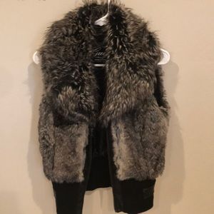 Guess faux fur vest